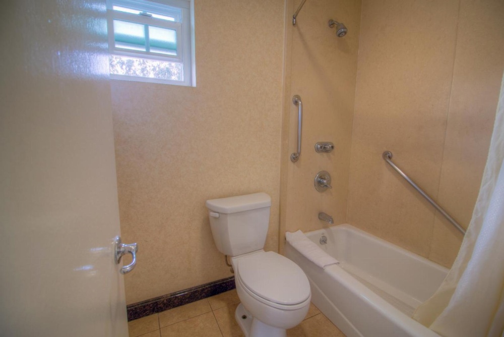 Princess Inn - Westminster / Huntington Beach — photo 6 of 40