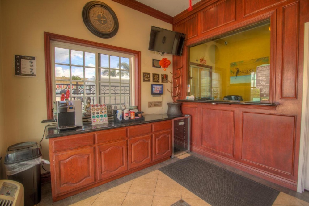 Princess Inn - Westminster / Huntington Beach — photo 4