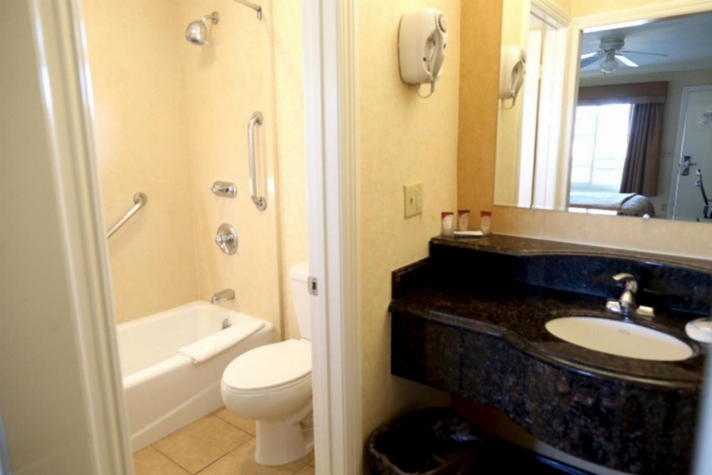 Princess Inn - Westminster / Huntington Beach — photo 21 of 40