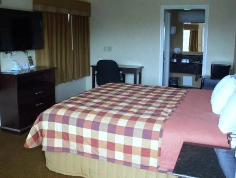 Princess Inn - Westminster / Huntington Beach — photo 40 of 40